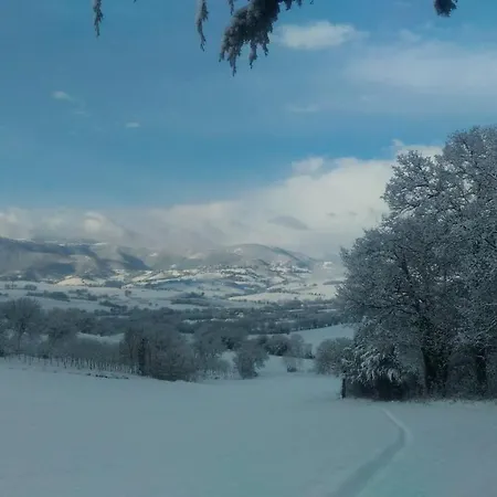 I Balzani לינה וארוחת בוקר 3*